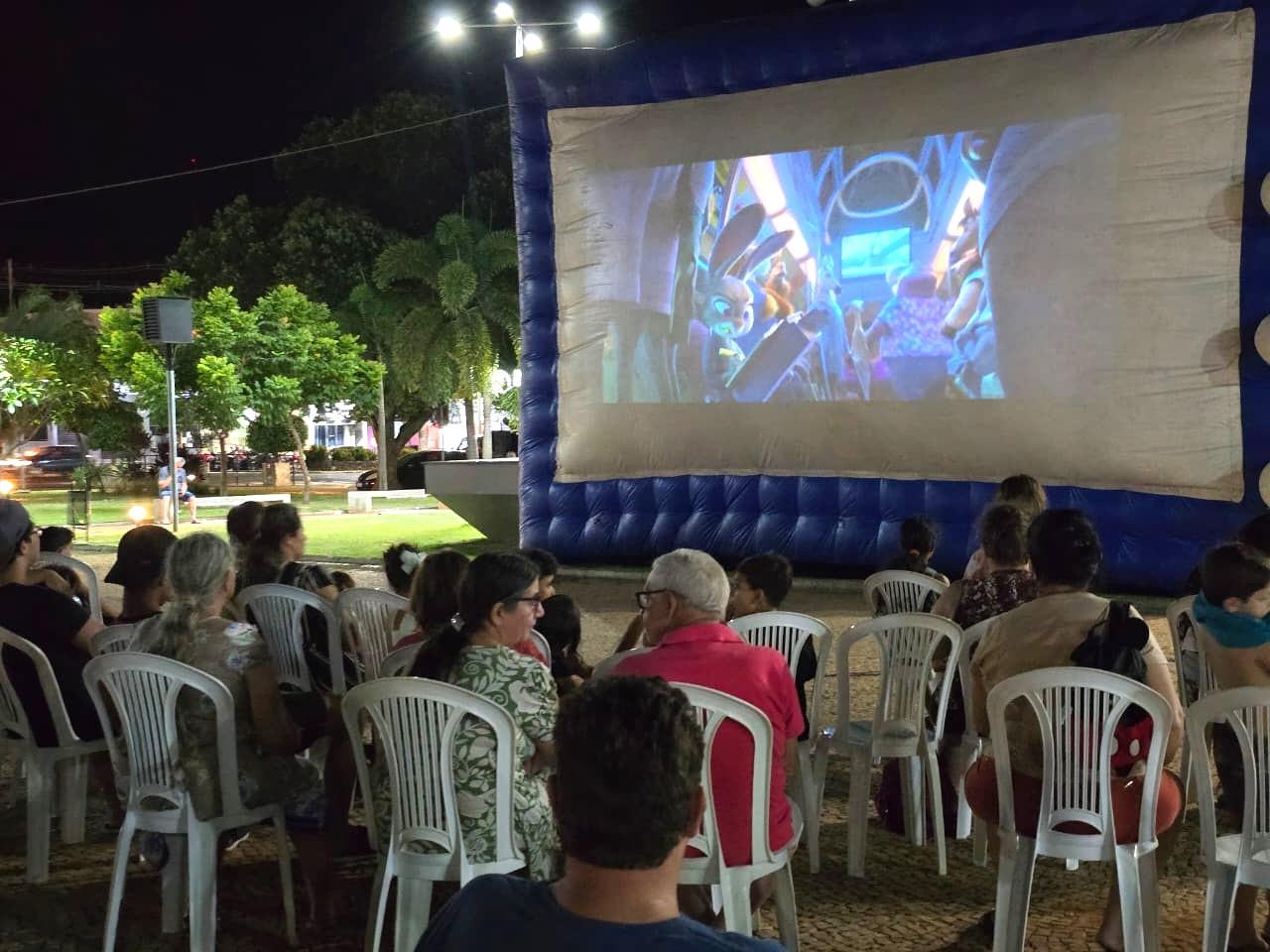 Festa na praça 08
