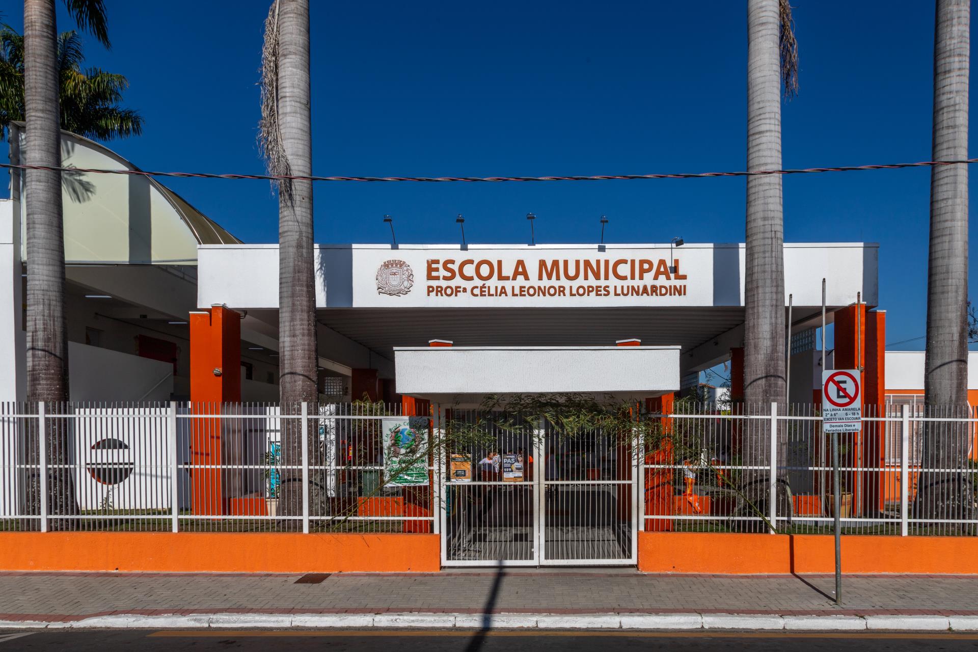 Escola Municipal Professora Célia Leonor Lopes Lunardini (2)