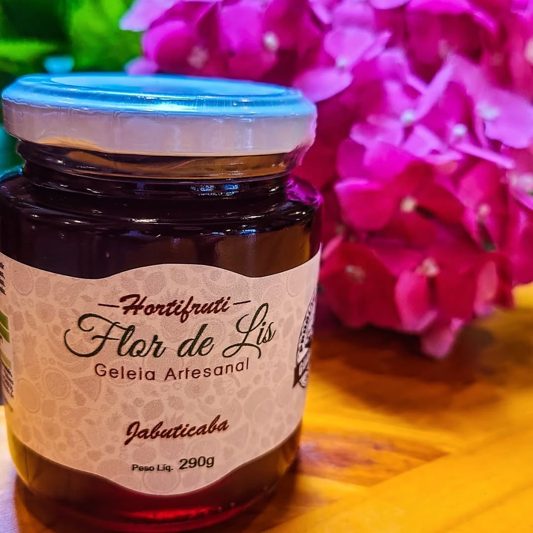 É tempo da Imperatriz 👑Geleia de jabuticaba (ou jaboticaba), de volta ao cardápio e disponível