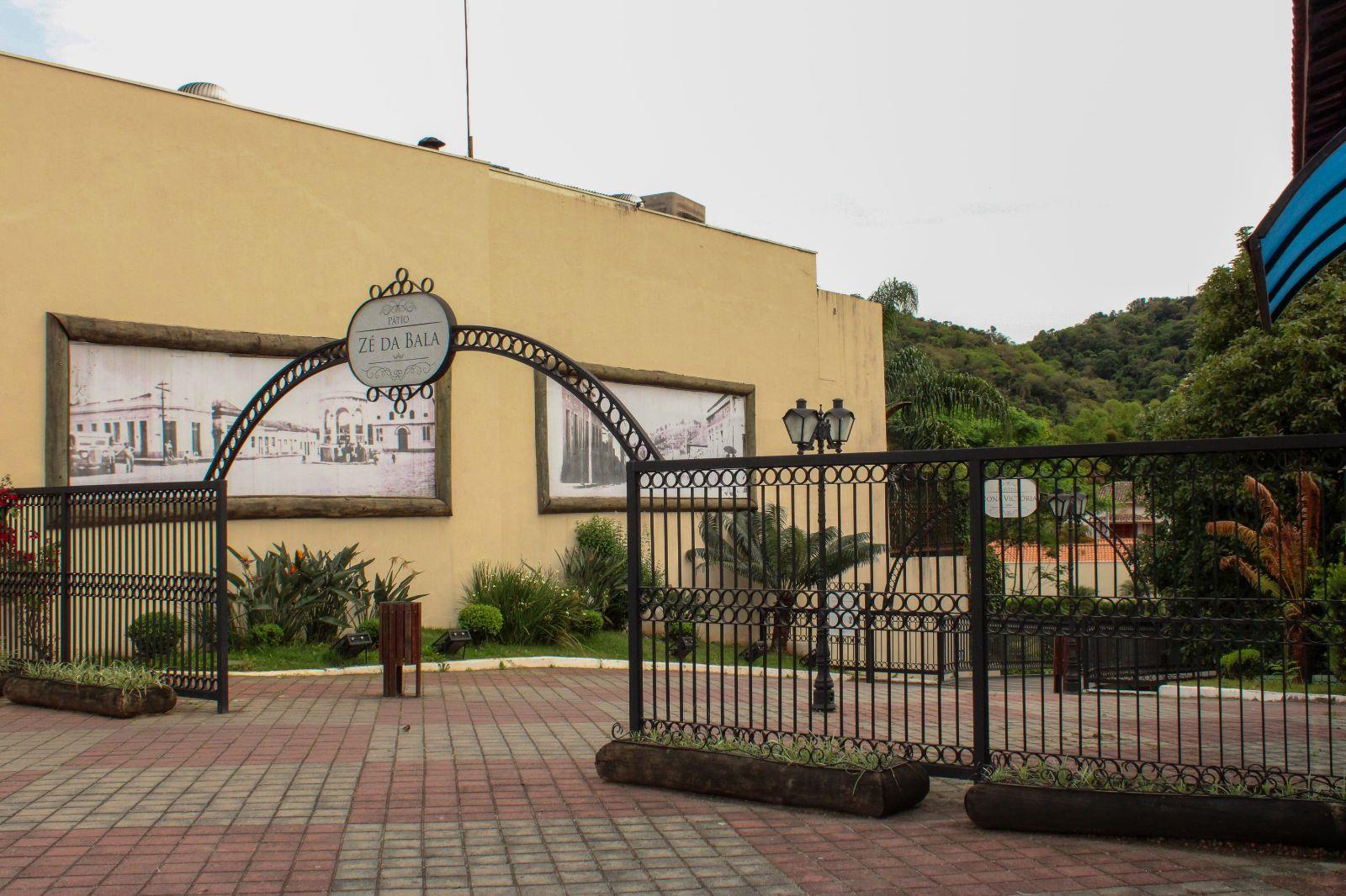 P&aacute;tio Z&eacute; da Bala e Travessia Dona Vict&oacute;ria