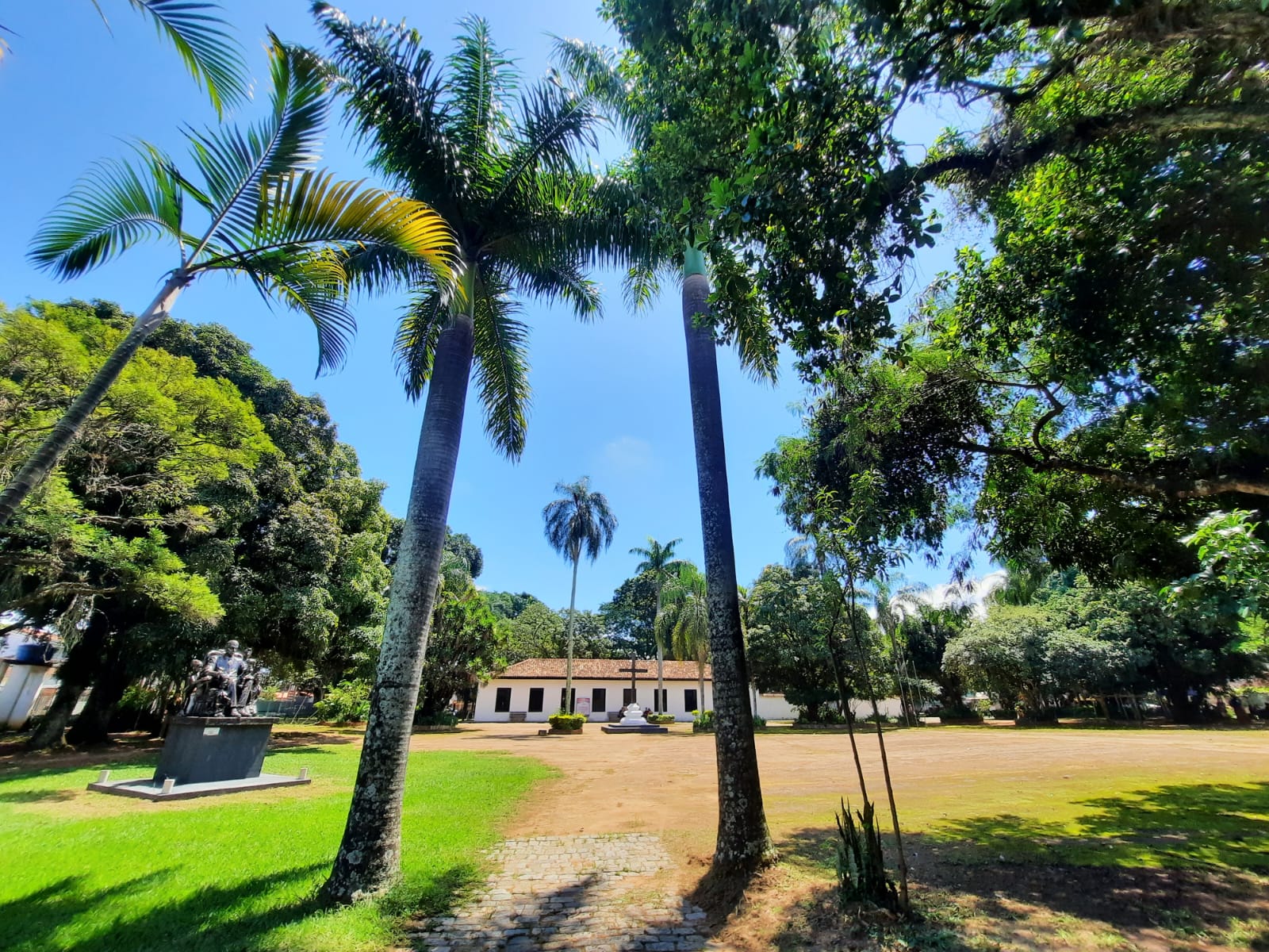 Sítio fachada casarão