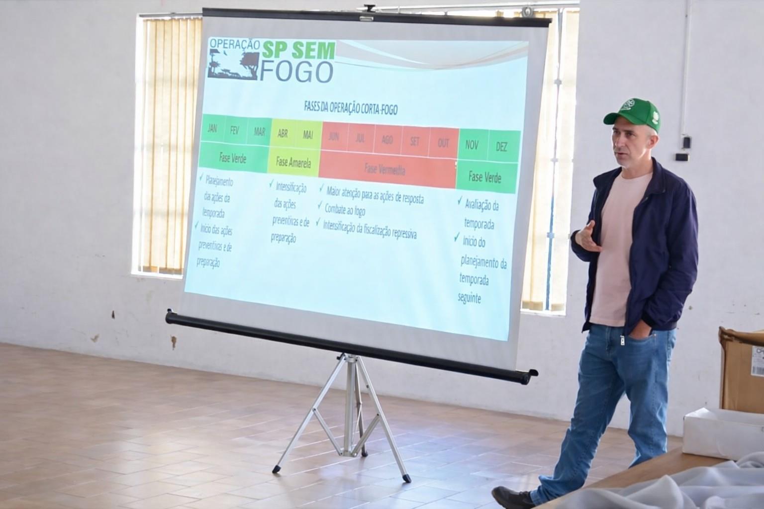 Defesa Civil e Brigada de Inc&ecirc;ndio recebem capacita&ccedil;&atilde;o sobre preven&ccedil;&atilde;o de inc&ecirc;ndios no campo (2)