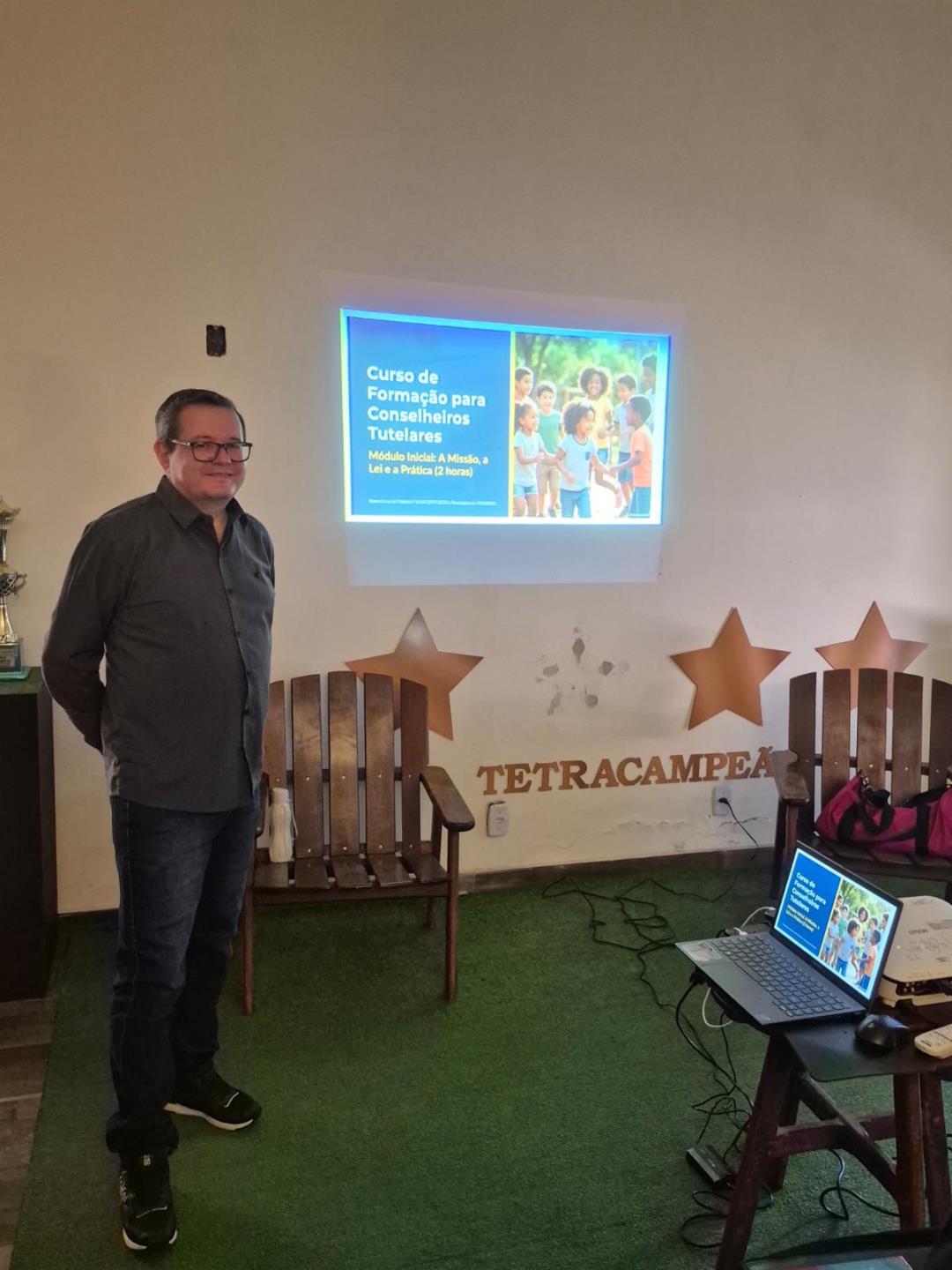 Prefeitura promove capacita&ccedil;&atilde;o para conselheiros tutelares e fortalece a rede de prote&ccedil;&atilde;o &agrave; inf&acirc;ncia (2)