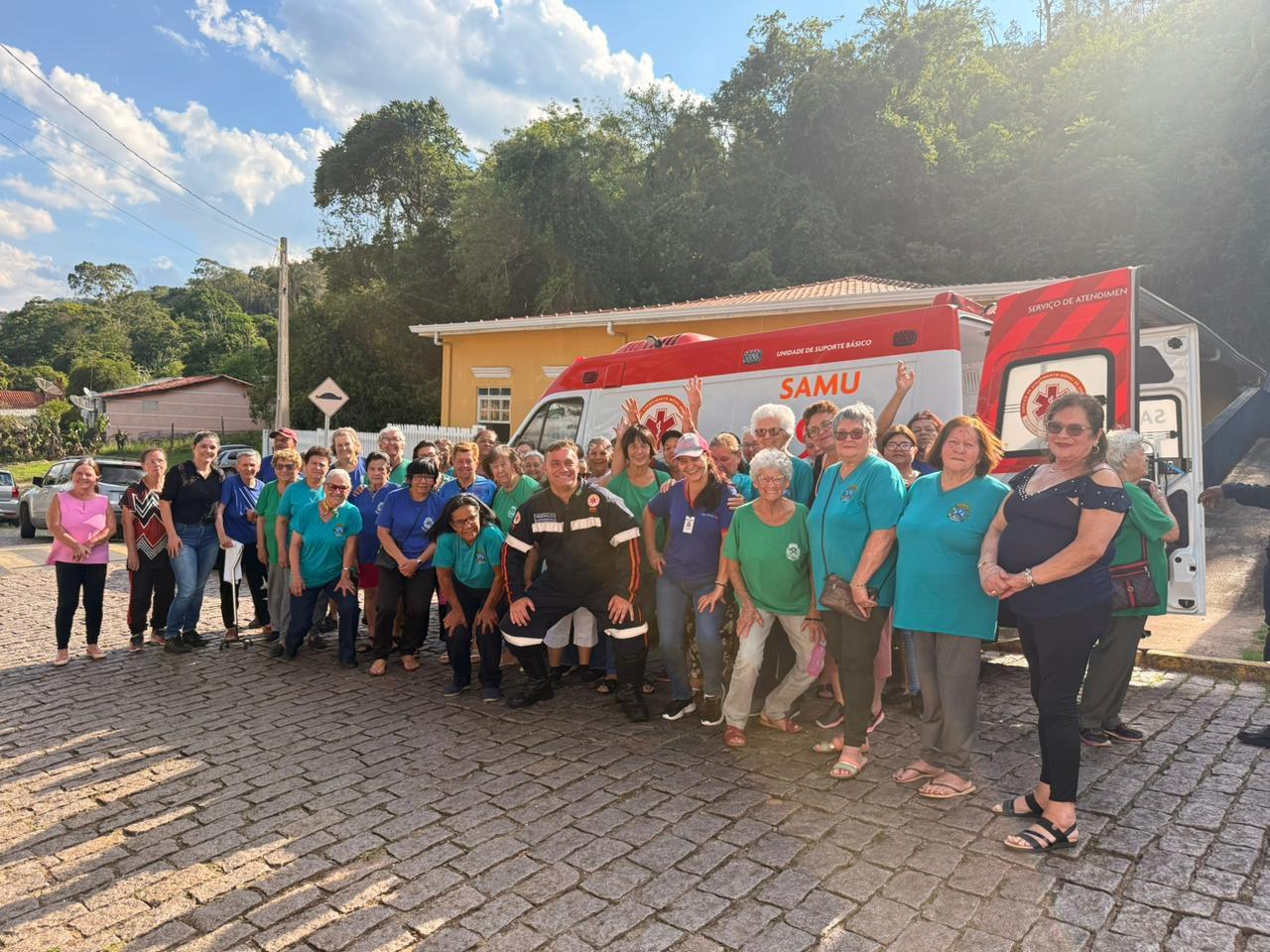 Participantes do Grupo Feliz Idade participam de palestra sobre o SAMU (1)