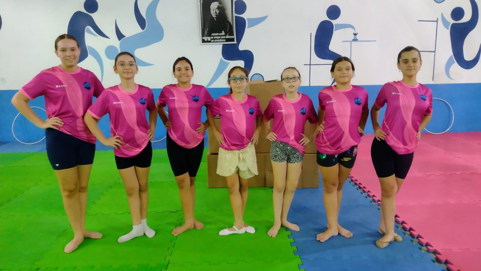 Prefeitura oferece aulas de Gin&aacute;stica R&iacute;tmica e atletas se preparam para apresenta&ccedil;&atilde;o especial (1)