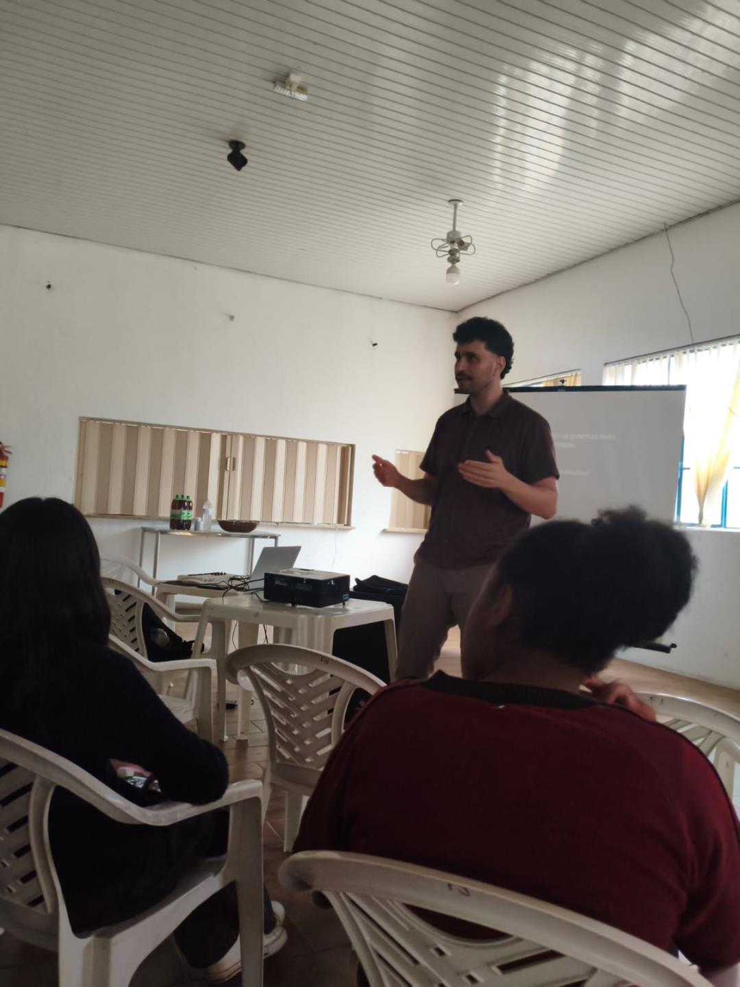 Crianças do Espaço Amigo participam de oficina pelo Pontos MIS (2)