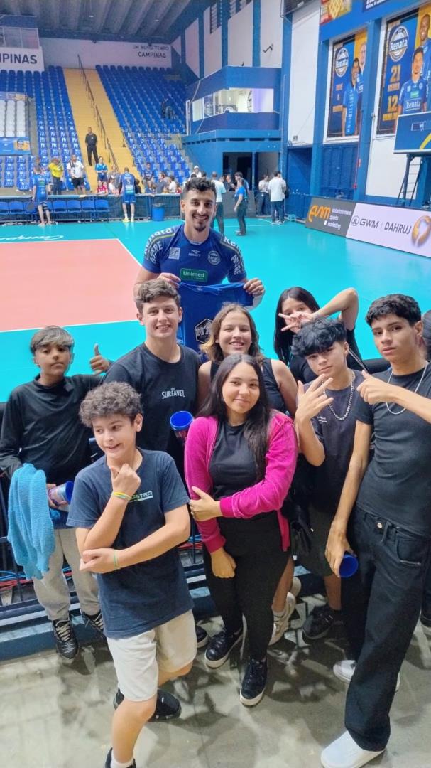 Projeto de Vôlei de Monte Alegre do Sul acompanha duelo internacional no Ginásio do Taquaral (5)