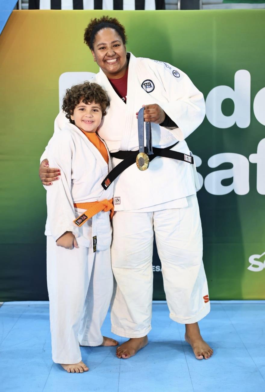 Atletas de jud&ocirc; de Monte Alegre do Sul participam de desafio com campe&atilde; ol&iacute;mpica Bia Souza (10)