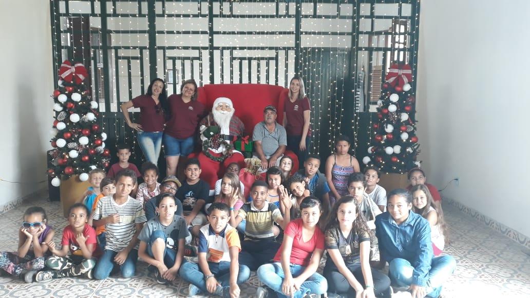 Alunos da escola Durvalina visitam decoração de Natal - Prefeitura de  Caçapava
