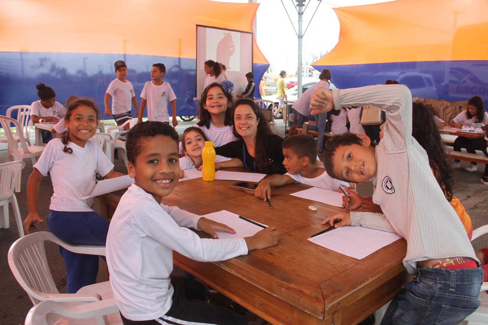 Literarte hoje 6/11 envolve 2.500 estudantes da Ilha 