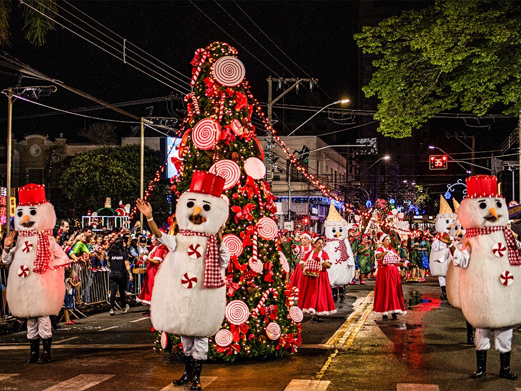 Está chegando a Parada de Natal 2023 🎅🎄!!! - Prefeitura de São João da  Boa Vista