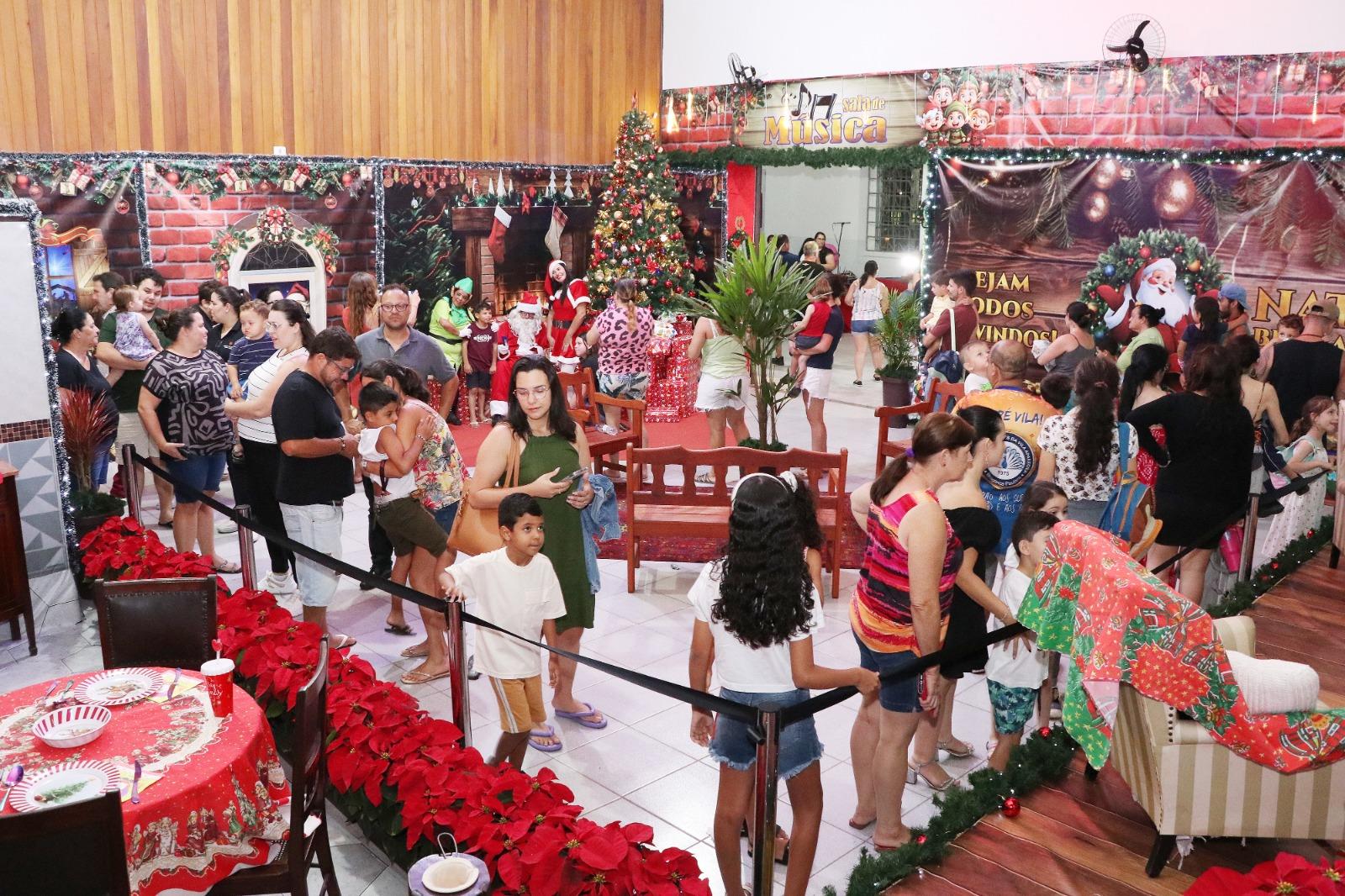 Bragança Paulista dá início às Festividades Natalinas com a inauguração da Vila Noel (6)