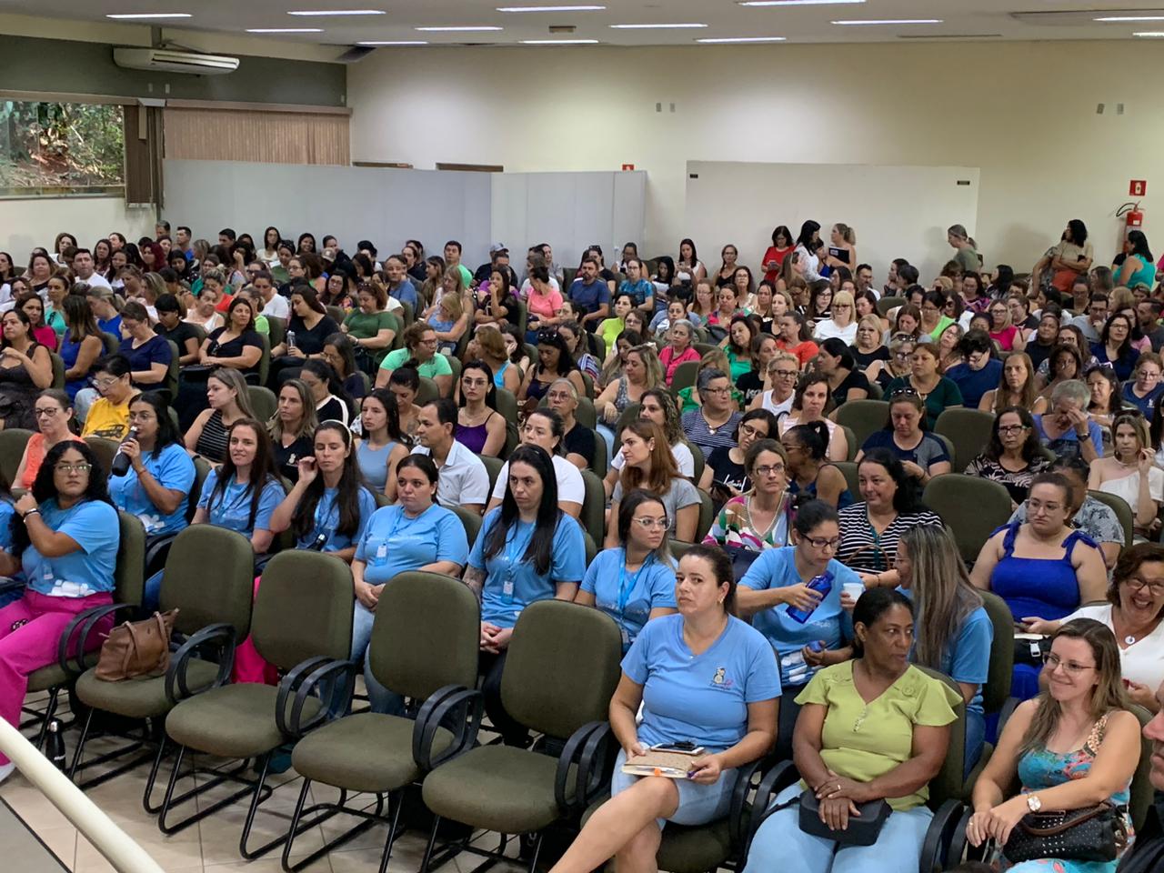 Mais de mil professores da Rede Municipal de Ensino participam de palestra sobre Educação Transformadora (3)