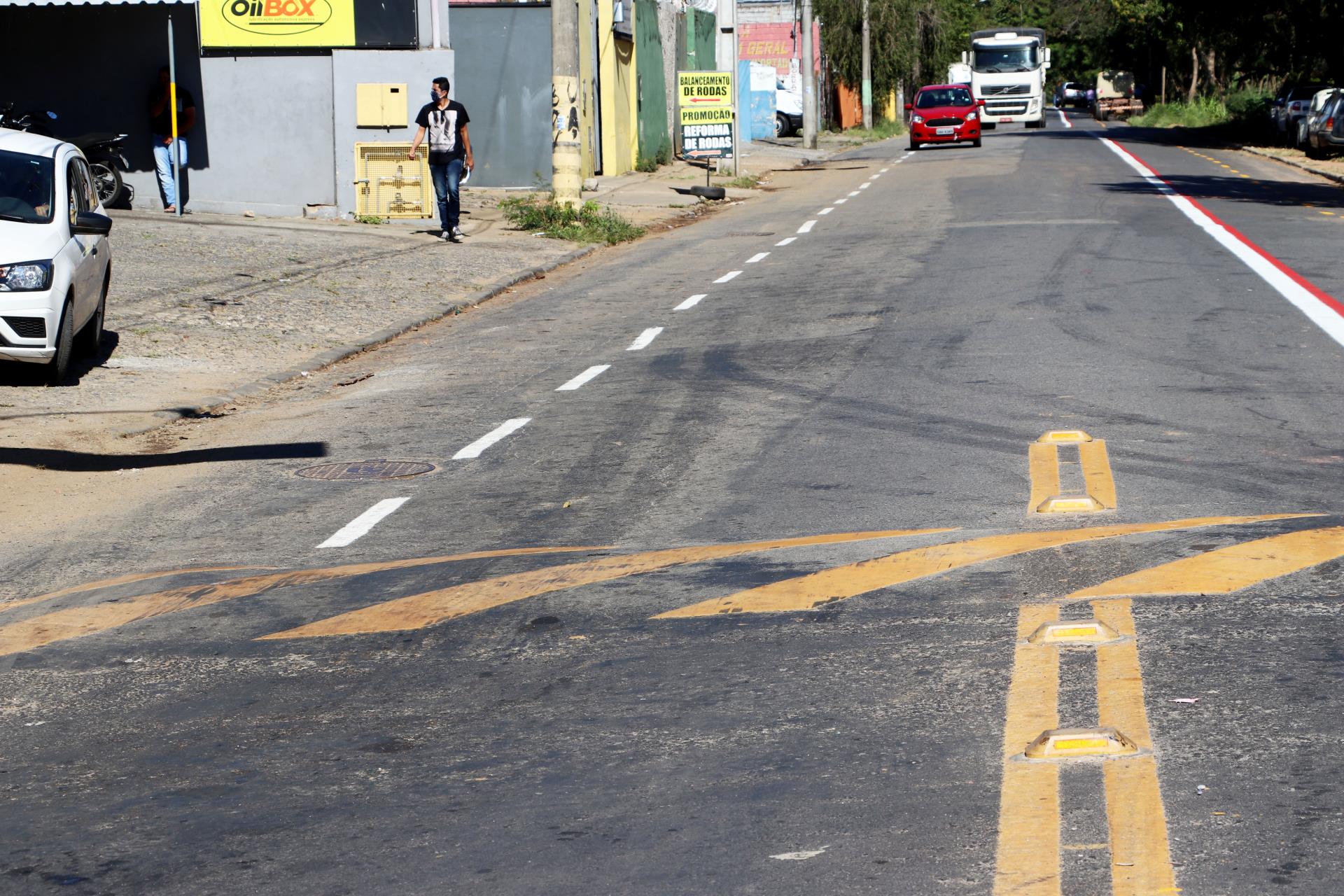 Mudança de direção da Rua Juscelino K. de Oliveira