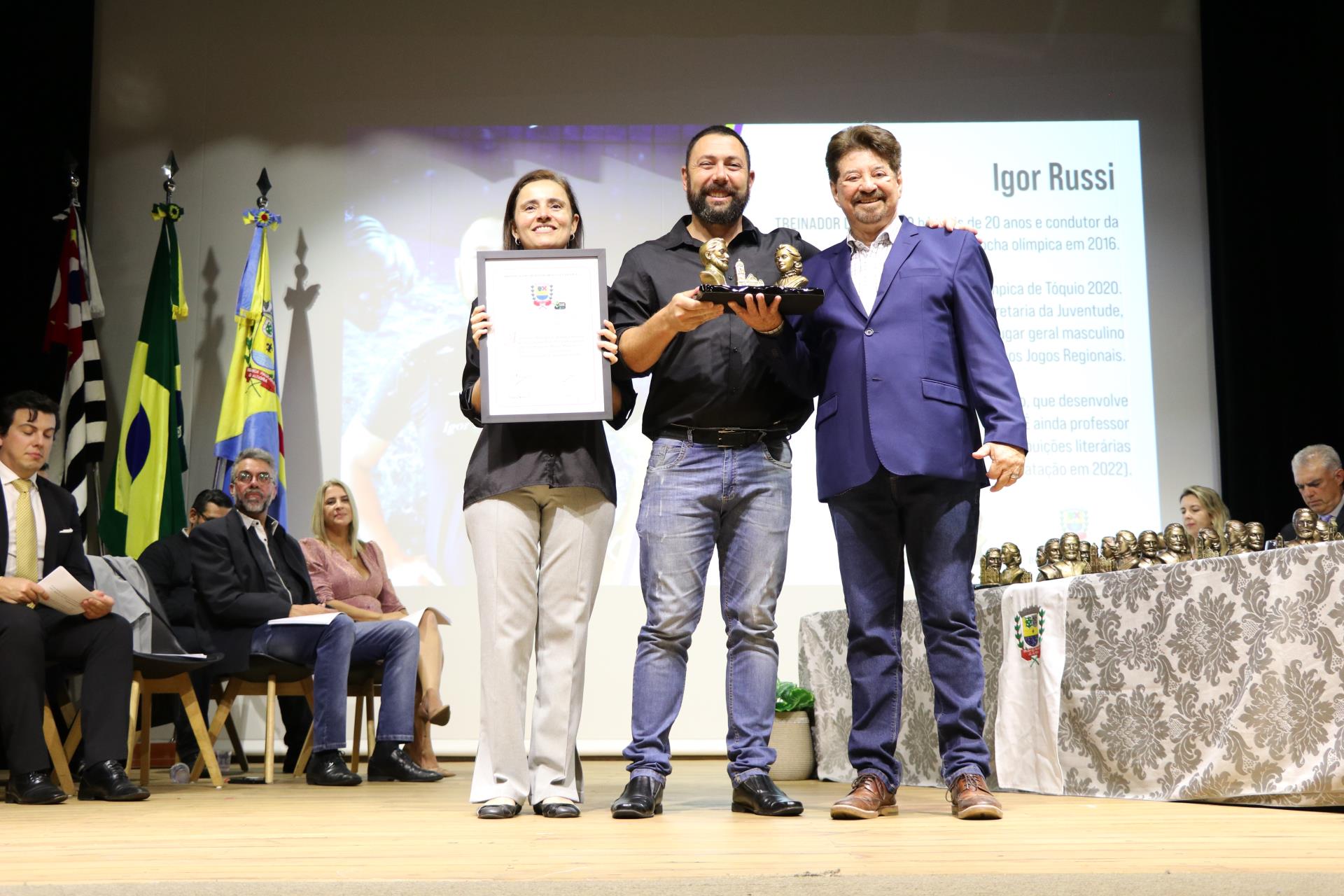 28.10.2022 Entrega das Comendas Ign&aacute;cia da Silva Pimentel e Ant&ocirc;nio Pires Pimentel (3)