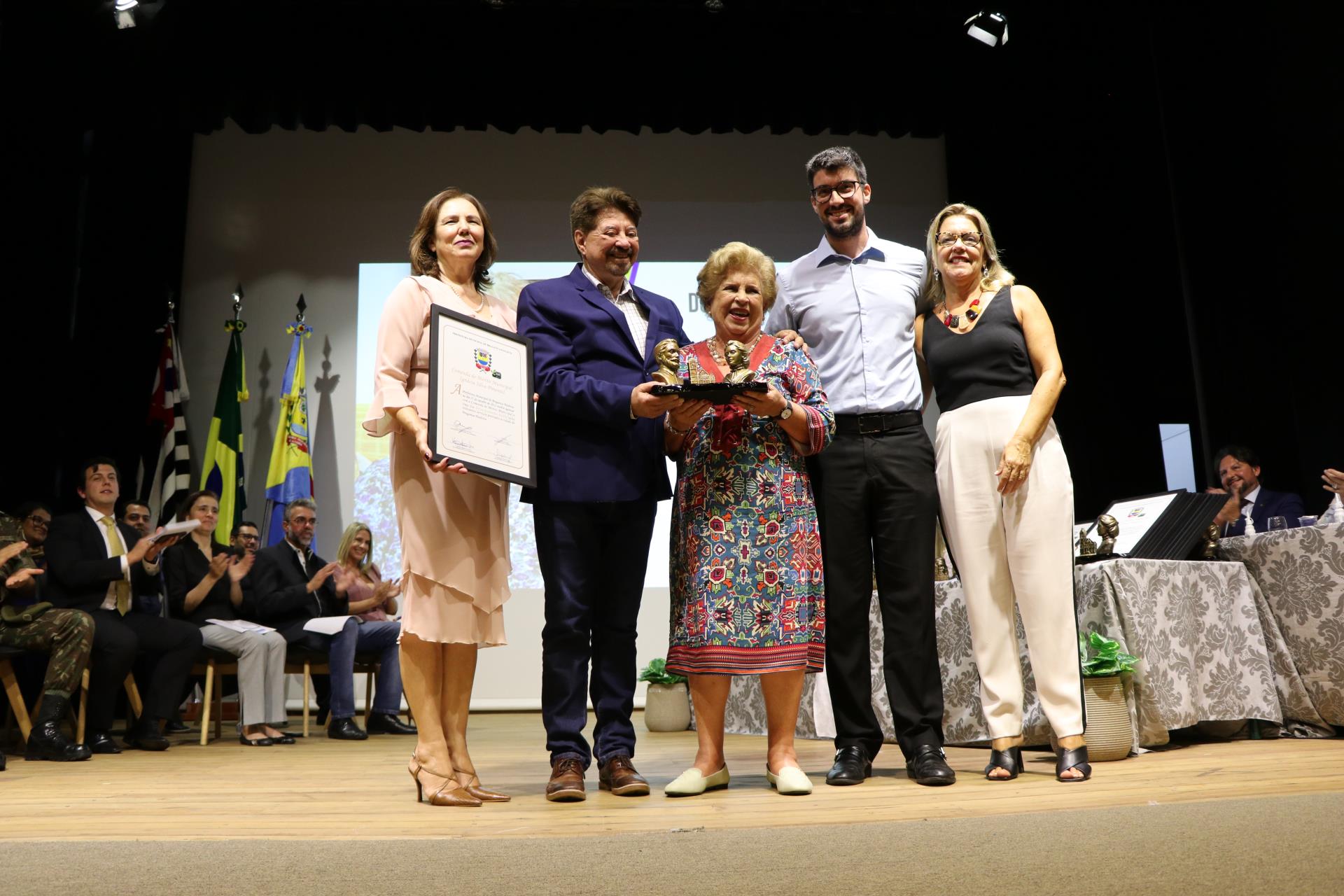 28.10.2022 Entrega das Comendas Ign&aacute;cia da Silva Pimentel e Ant&ocirc;nio Pires Pimentel (22)
