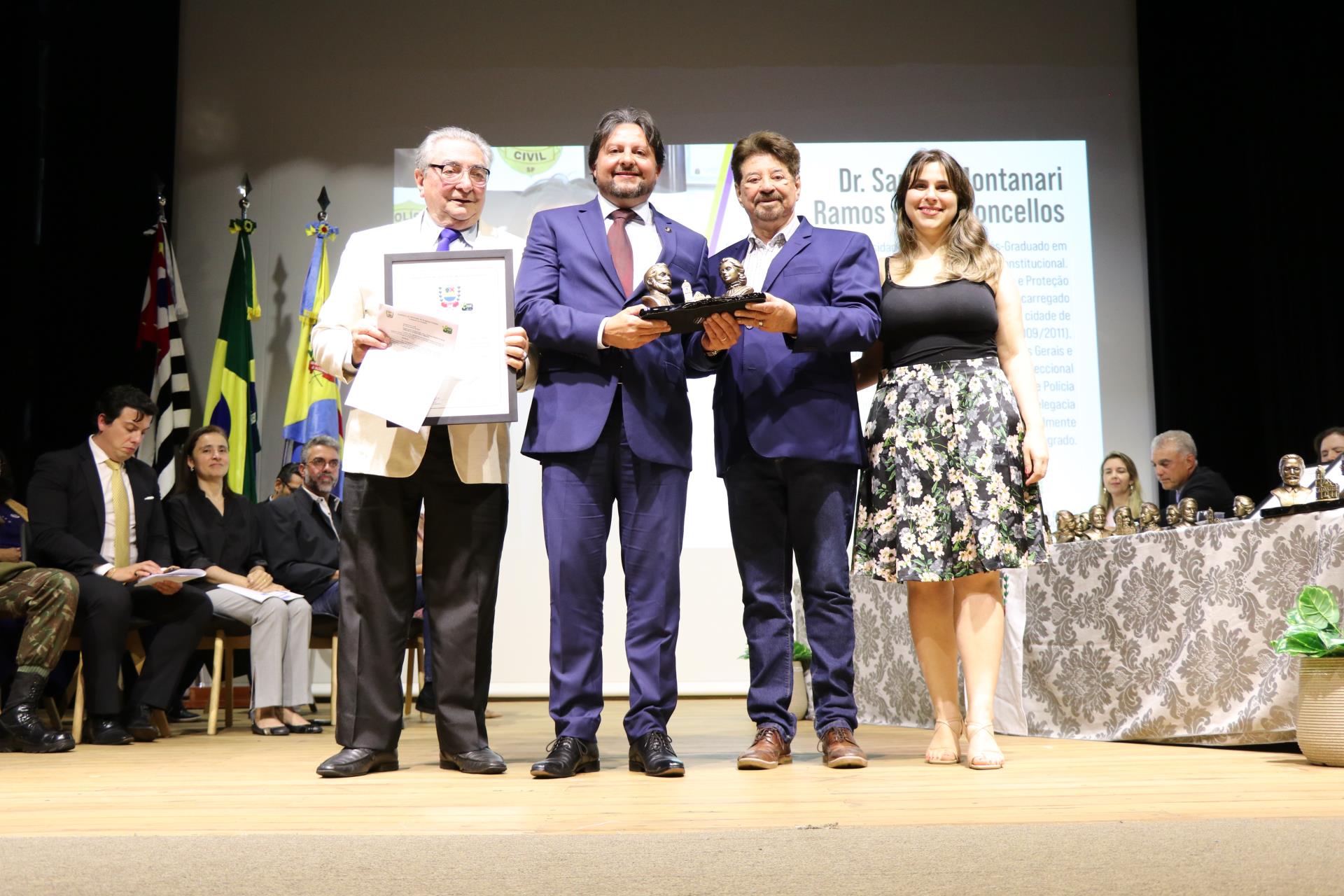 28.10.2022 Entrega das Comendas Ign&aacute;cia da Silva Pimentel e Ant&ocirc;nio Pires Pimentel (27)