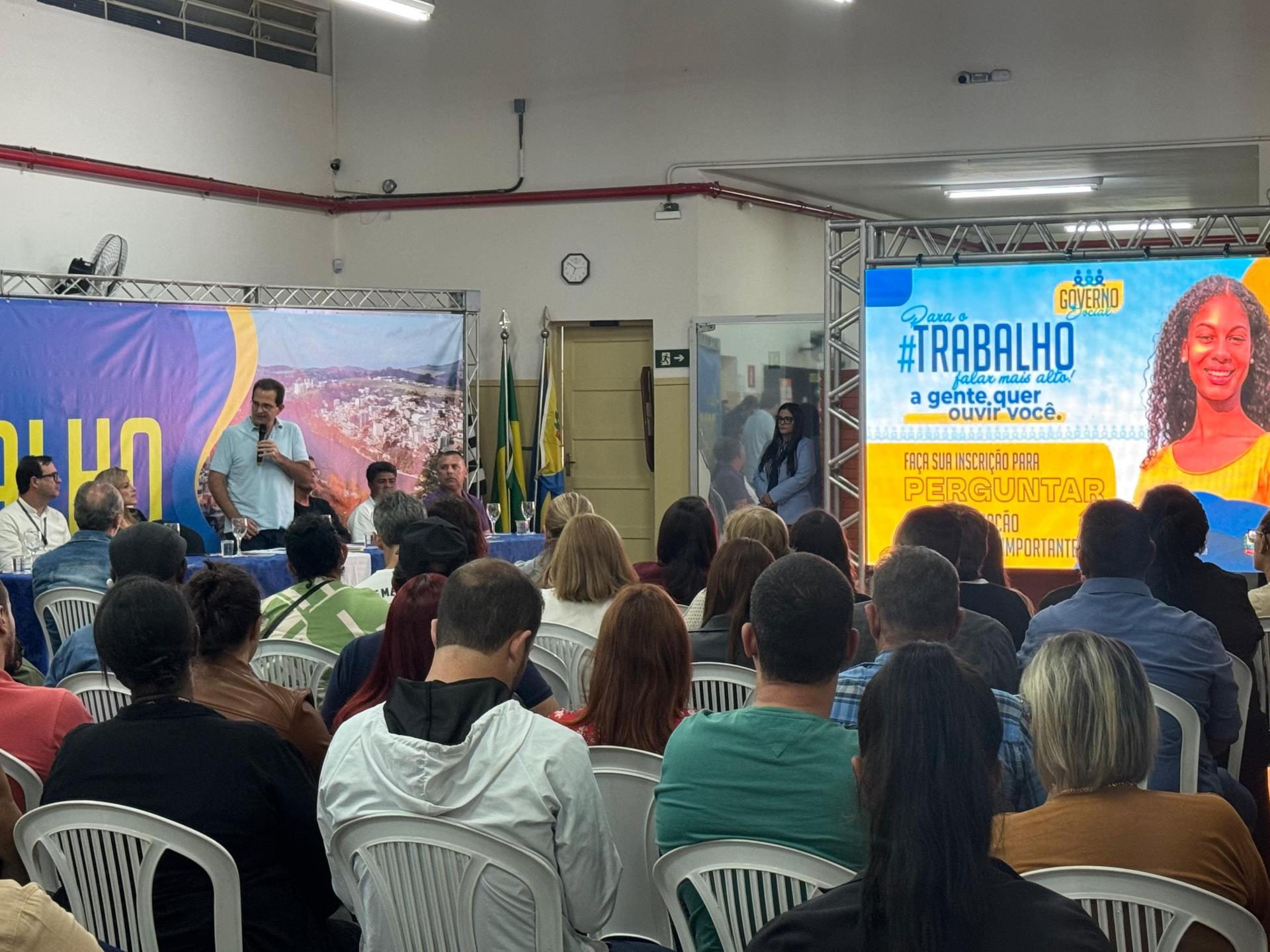 Com participa&ccedil;&atilde;o da popula&ccedil;&atilde;o, Governo Social retorna e j&aacute; realiza servi&ccedil;os nos bairros (2)