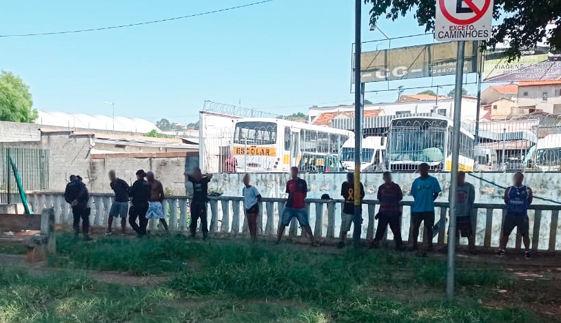 Nova a&ccedil;&atilde;o de abordagem a moradores em situa&ccedil;&atilde;o de rua prende foragido por roubo (2)