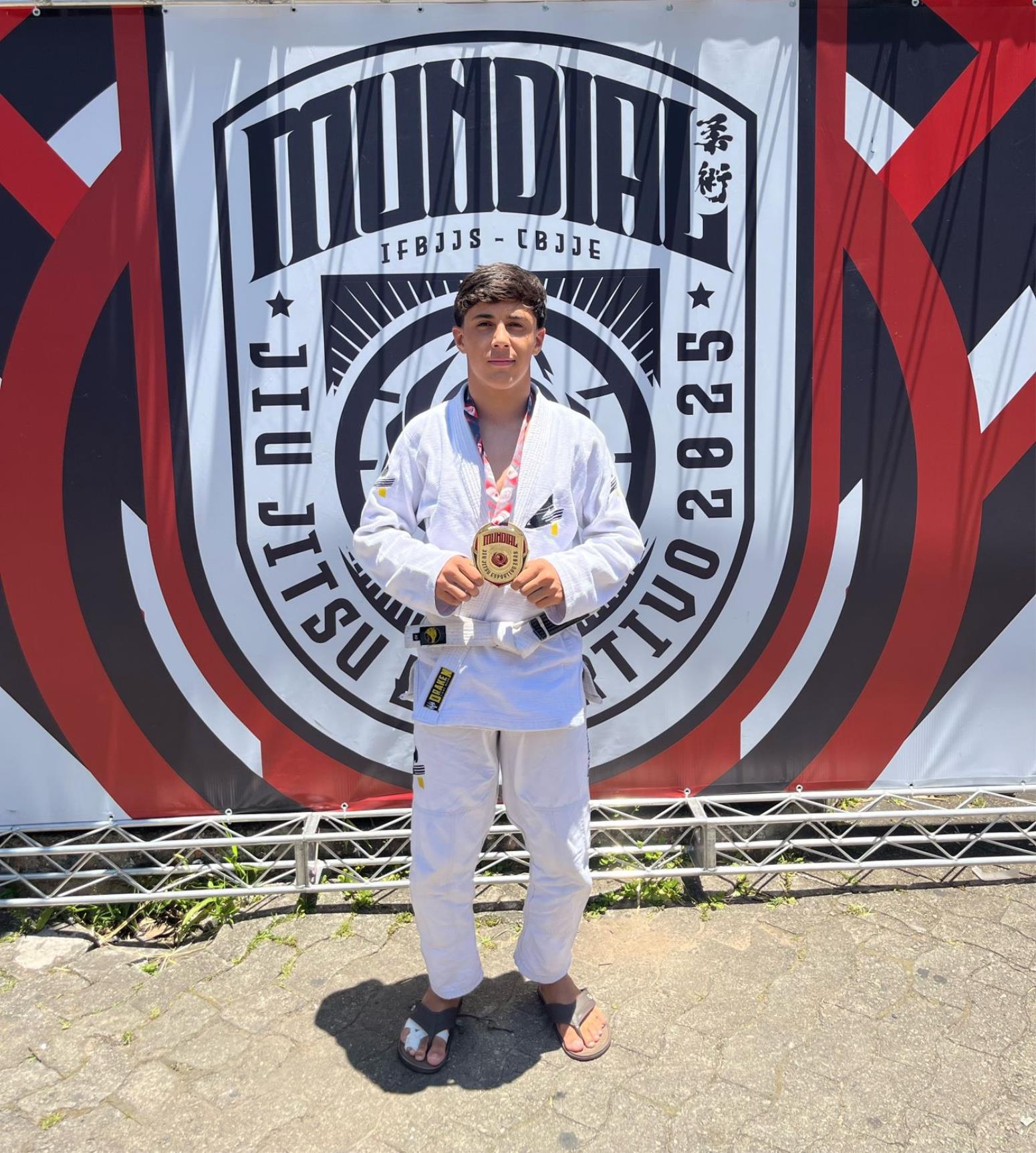 Jovem bragantino conquista título mundial de jiu-jítsu (1)