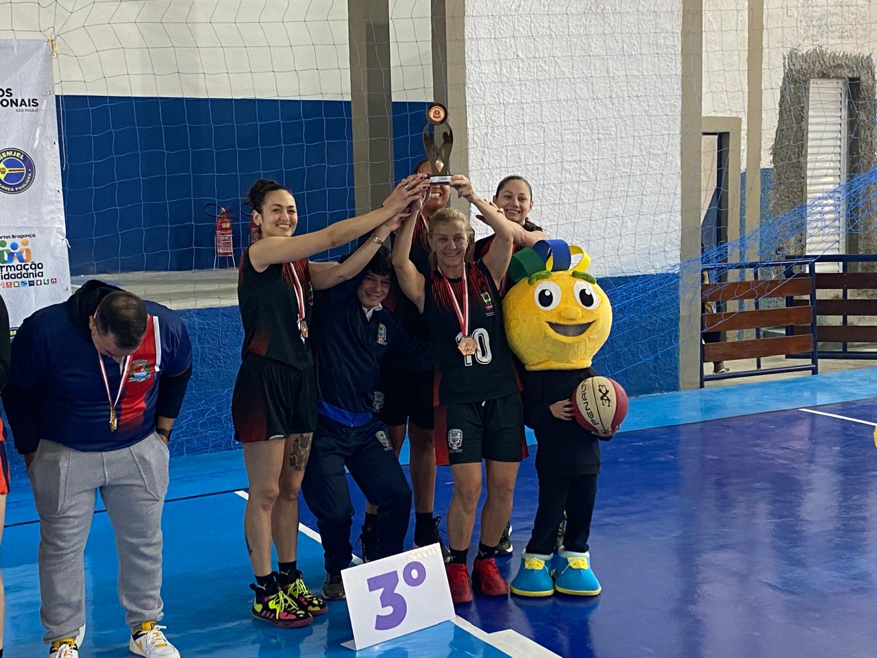 Basquete feminino 3x3 foi bronze 01