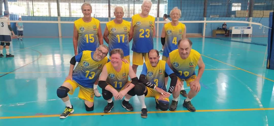 Equipes de voleibol adaptado masculino de Bragan&ccedil;a Paulista parti