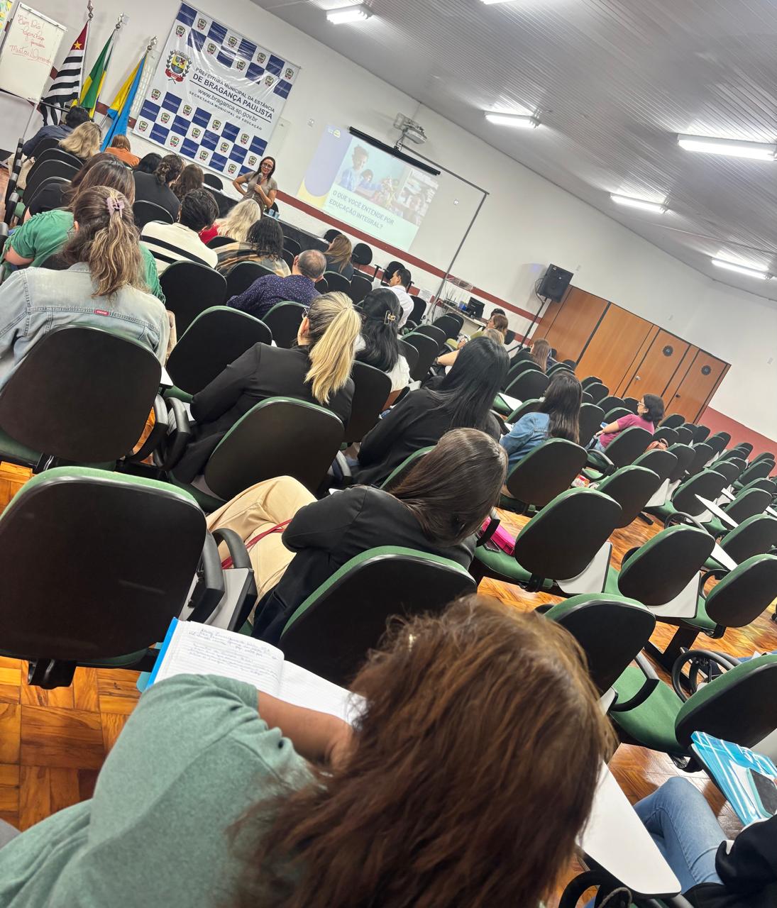 Diretores das escolas municipais participam do ciclo de forma&ccedil;&otilde;es do Programa Alfabetiza JuntosSP (3)