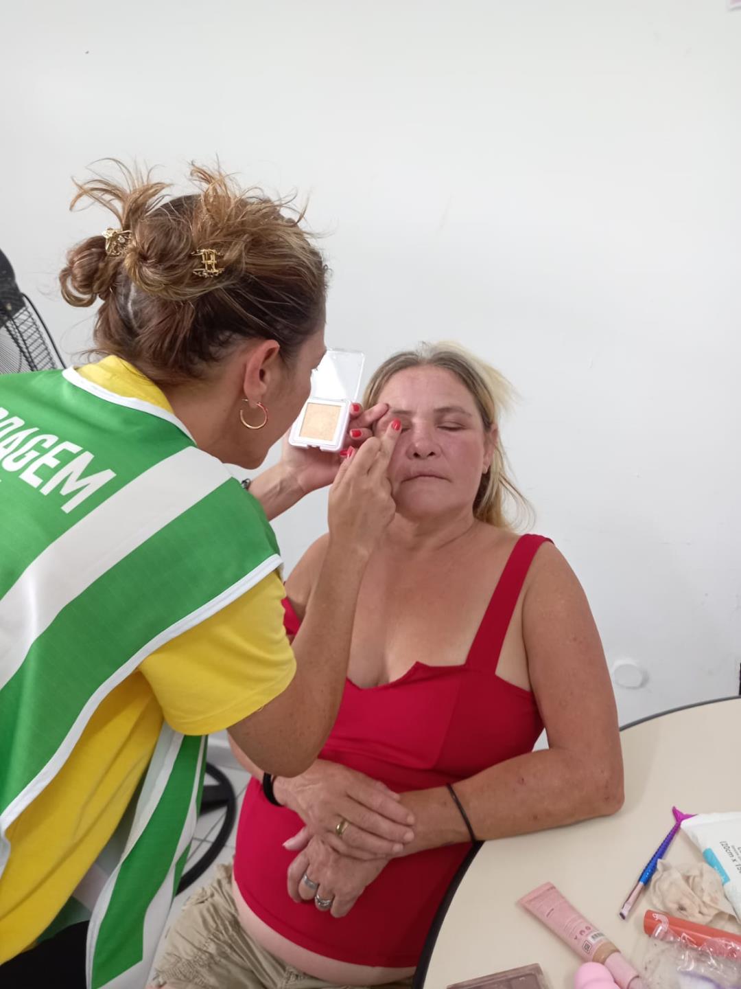 Centro POP executa Projeto Brilhar &ndash; Novos Sorrisos voltado ao fortalecimento de mulheres em situa&ccedil;&atilde;o de rua (2)