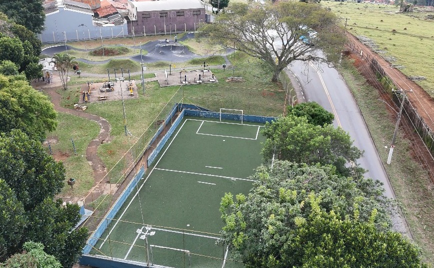 Novas atividades esportivas chegam aos bairros Jardim &Aacute;guas Claras, Henedina Cortez e Vem Viver (2)