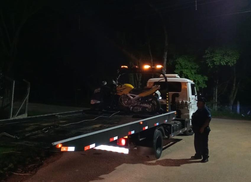 GCM prende homem por recepta&ccedil;&atilde;o e recupera moto furtada (1)