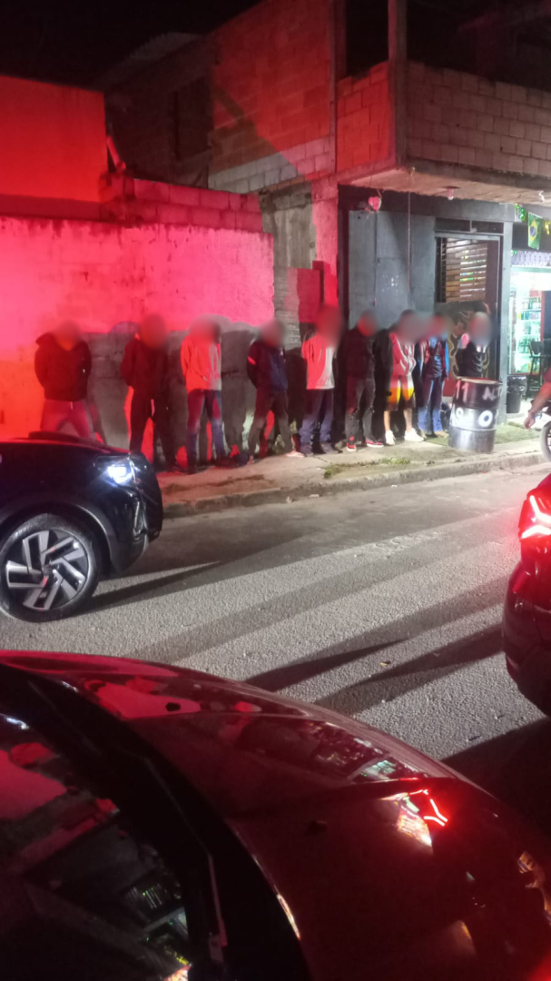 Guarda Civil Municipal apreende drogas durante atendimento de ocorr&ecirc;ncia de perturba&ccedil;&atilde;o do s