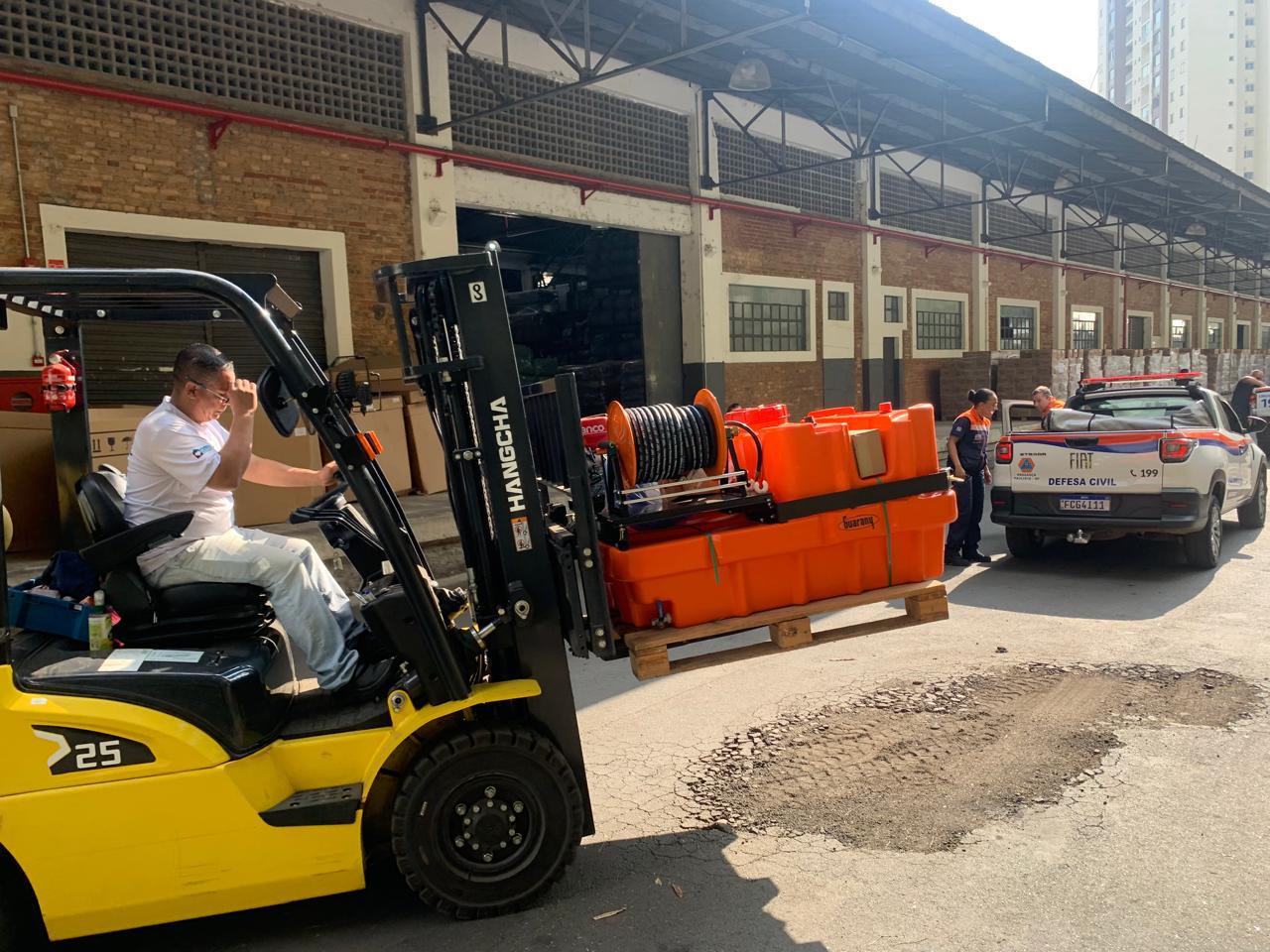 Bragan&ccedil;a Paulista recebe kit para combate a inc&ecirc;ndios florestais da Defesa Civil do Estado (2)