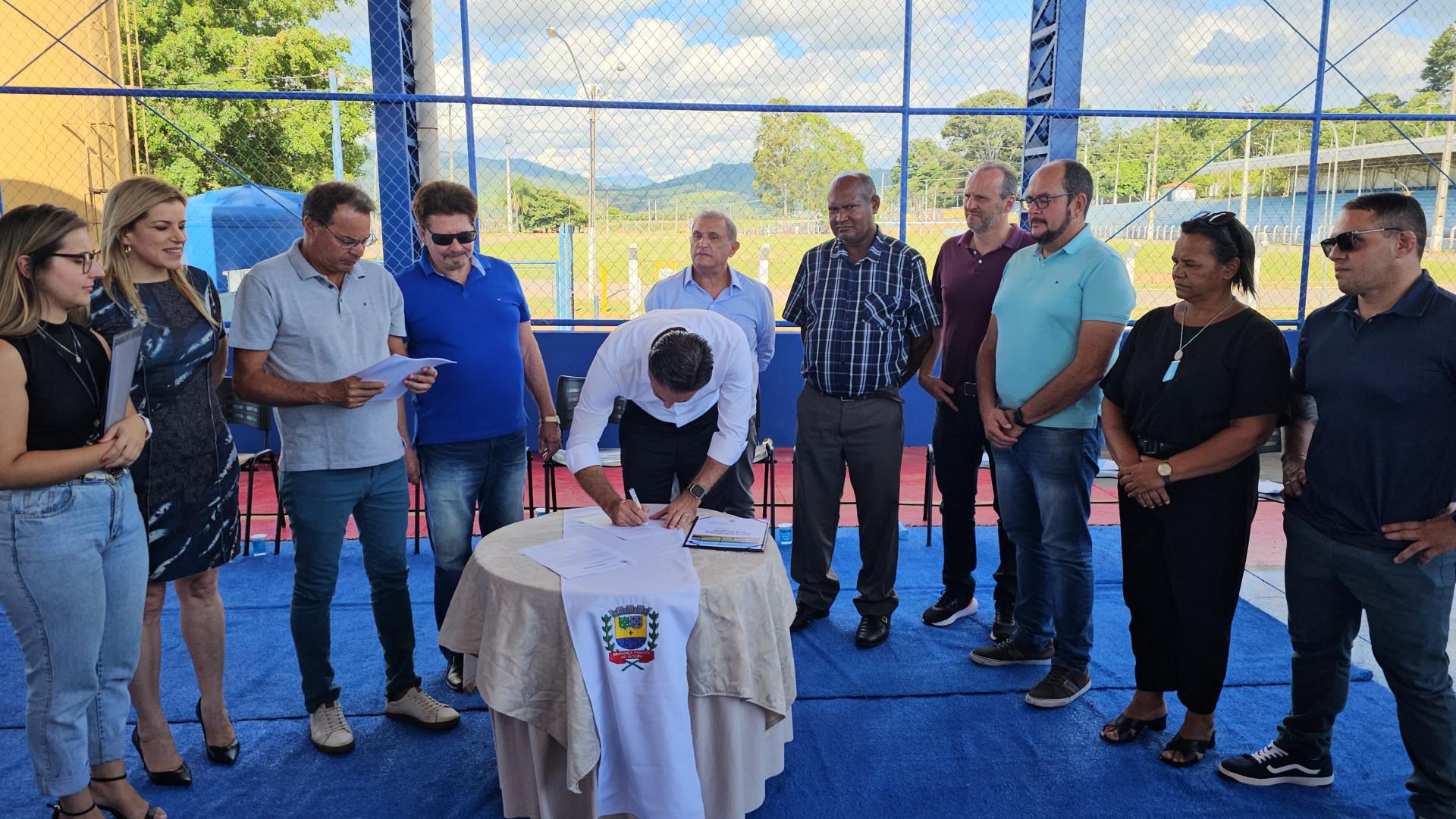 Prefeitura formaliza posse do Estádio Municipal ao Red Bull Bragantino 02