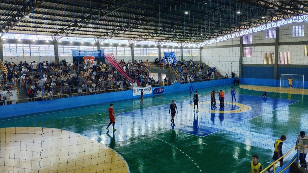 Futsal de Bragan&ccedil;a Paulista estreia com vit&oacute;rias no Campeonato Paulista (1)