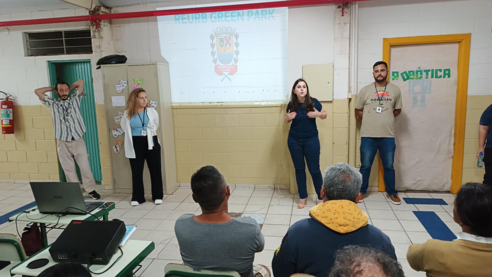 Reunião com moradores do Green Park discute avanços no processo de regularização dos lotes (2)