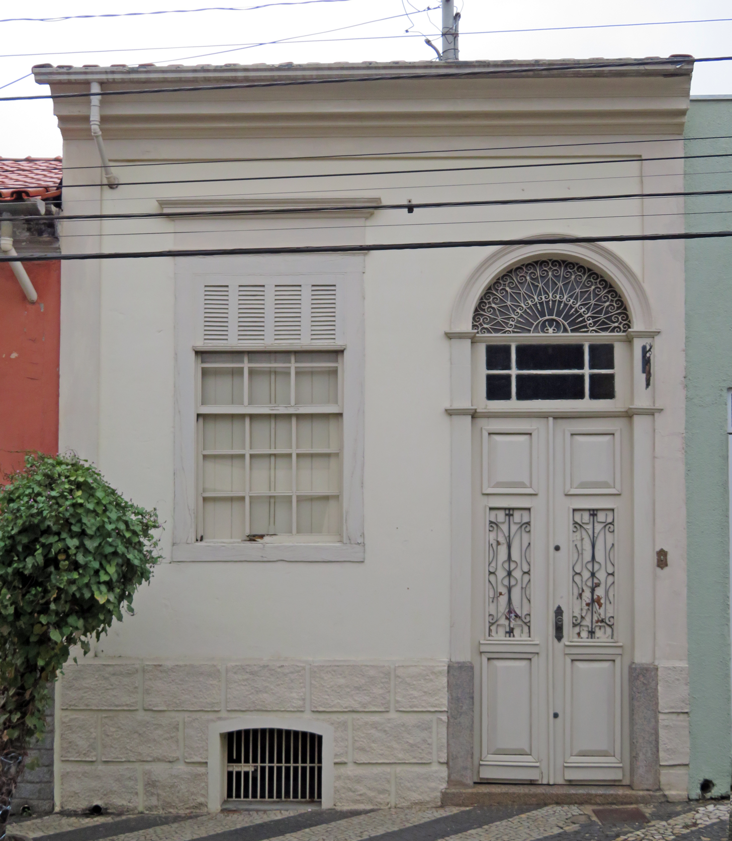 2. Rua Cel. João Leme, 92