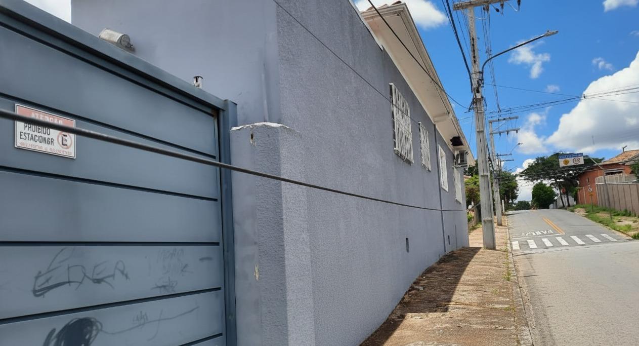 Empresa de telefonia tem prazo de 24 horas para retirar fio caído de poste Foto 1