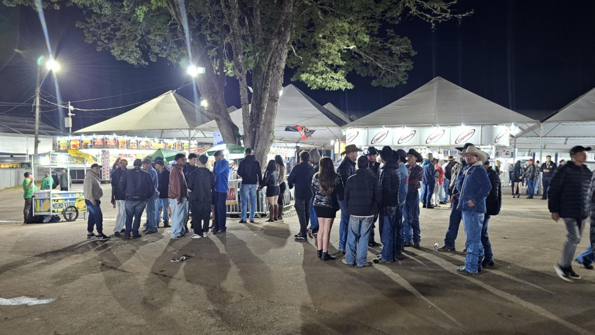 Abertas inscri&ccedil;&otilde;es para ambulantes e para trabalhar com estacionamento na Festa do Pe&atilde;o Foto 01