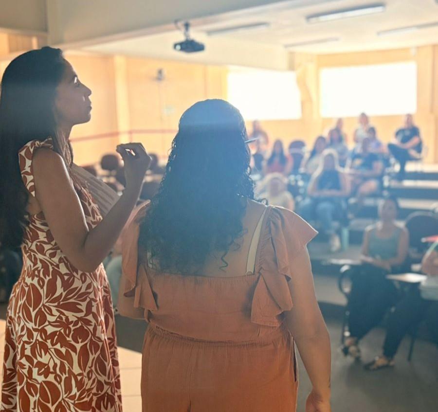 Profissionais contratados da educa&ccedil;&atilde;o participam de encontro de forma&ccedil;&atilde;o (4)