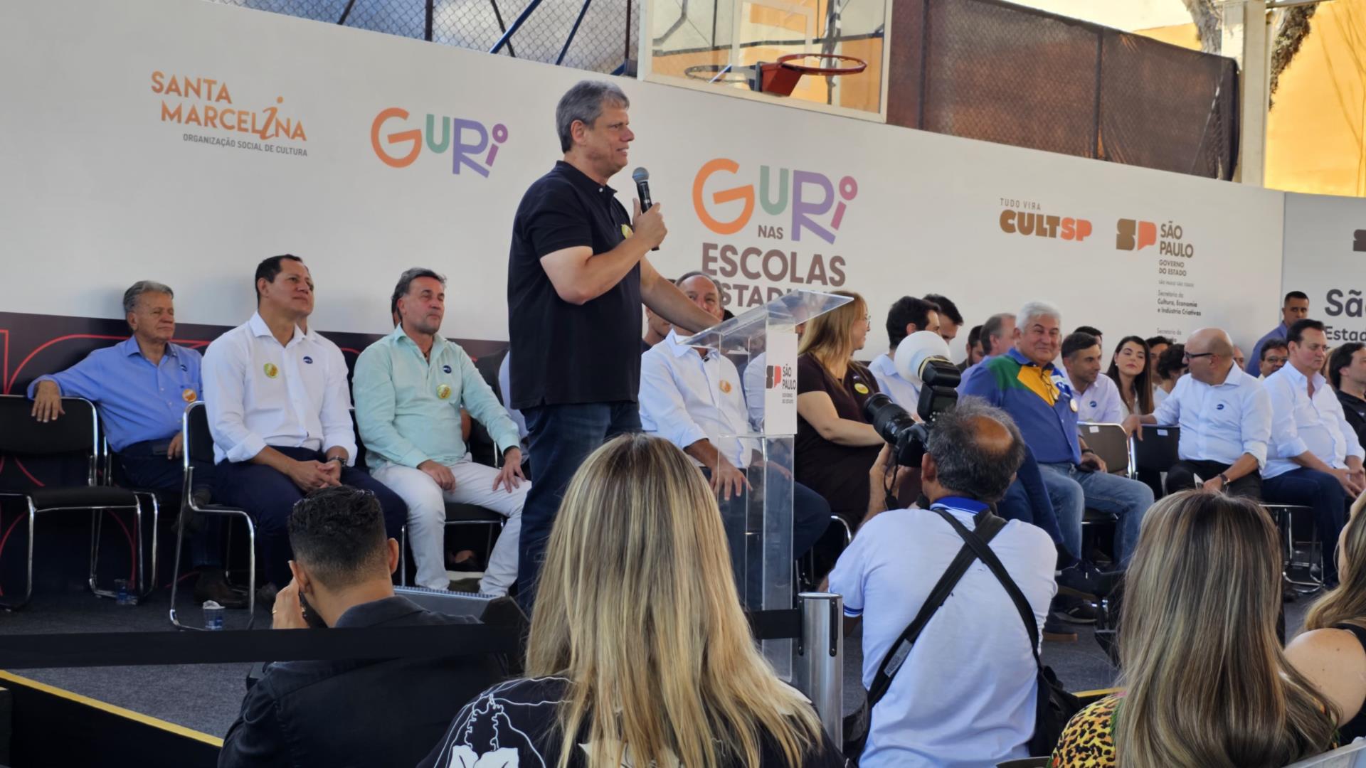 Entrega de matr&iacute;culas n&uacute;cleo Francisco Sabella Bragan&ccedil;a Paulista 01