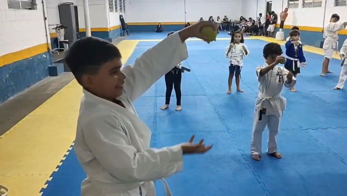 Escolinha de karat&ecirc; abre inscri&ccedil;&otilde;es no Gin&aacute;sio Louren&ccedil;&atilde;o (2)