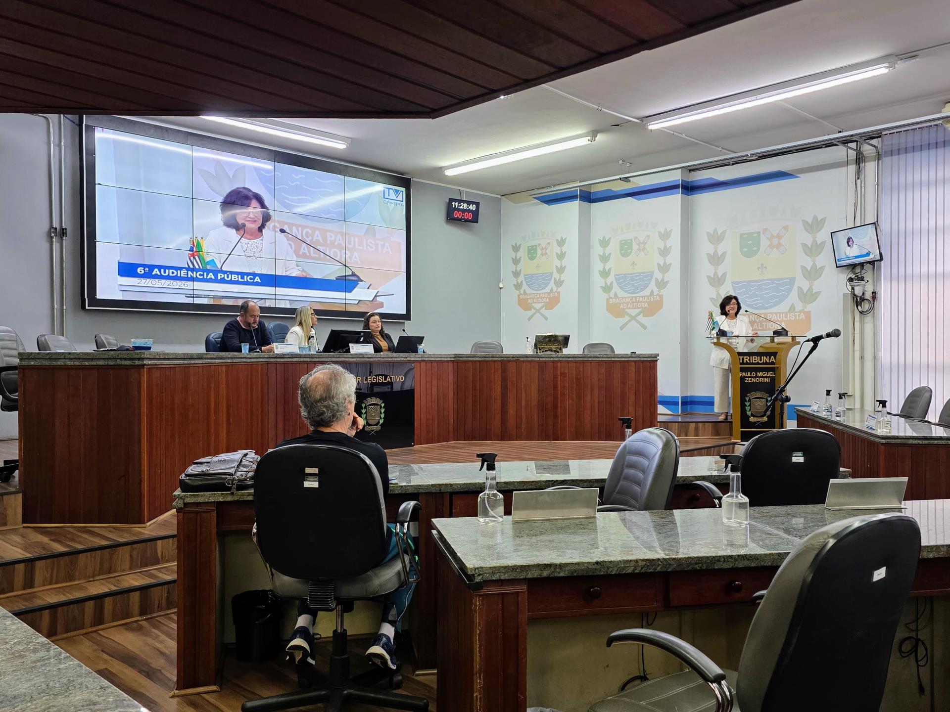 Secretaria Municipal de Saúde presta contas na Câmara Municipal referente ao 1º quadrimestre de 2026 Foto 01