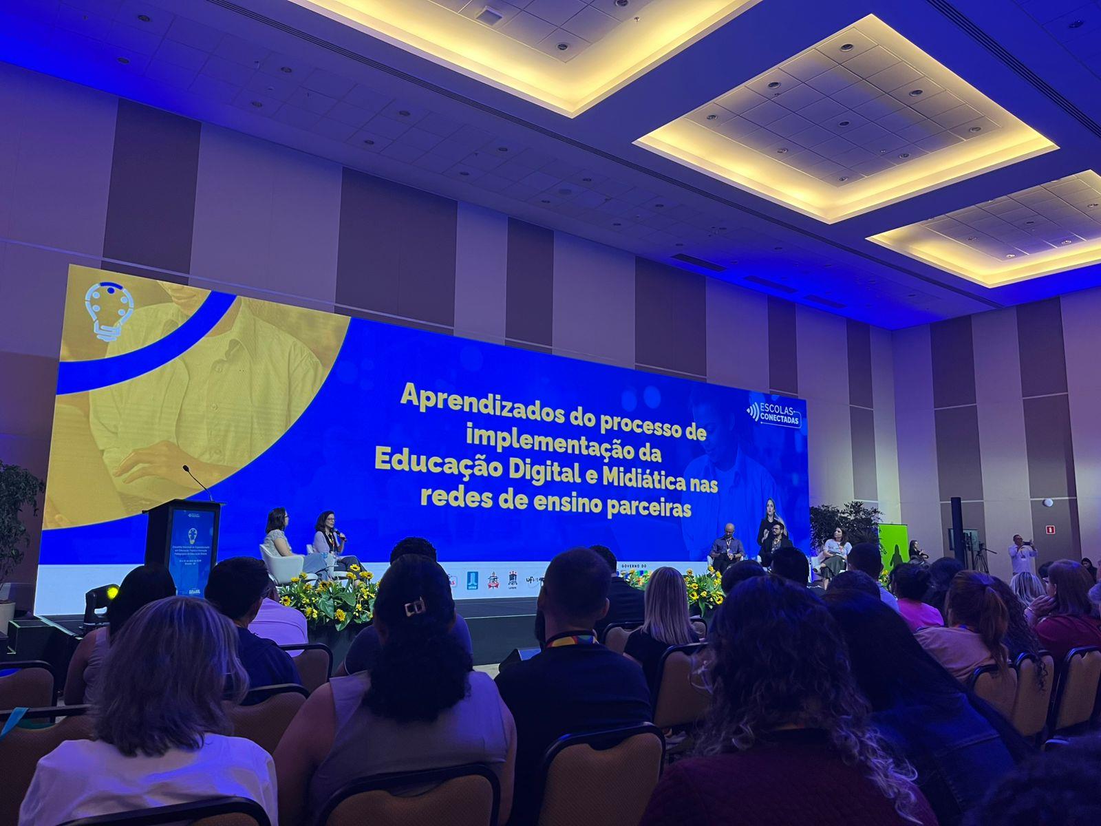 Bragan&ccedil;a Paulista avan&ccedil;a na constru&ccedil;&atilde;o do Plano de Educa&ccedil;&atilde;o Digital e Inova&ccedil;&atilde;o Pedag&oacute;gica com participa&ccedil;&atilde;o em encontro nacional (4)