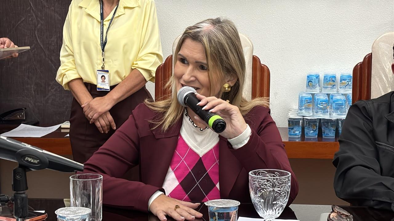 Nova secretária de Inovação e Tecnologia é apresentada no Paço Municipal (3)