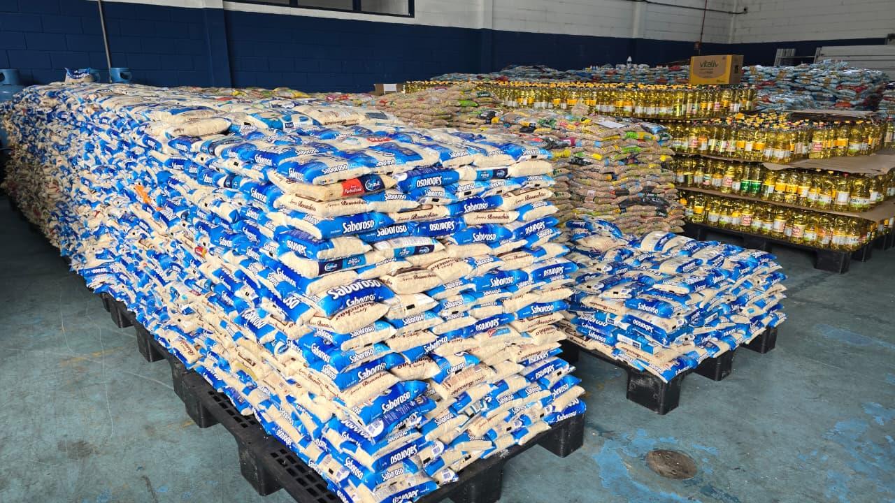 59&ordf; Expoagro e 32&ordf; Festa do Pe&atilde;o de Boiadeiro arrecada mais de 6 toneladas de alimentos com ingresso solid&aacute;rio  Foto 01