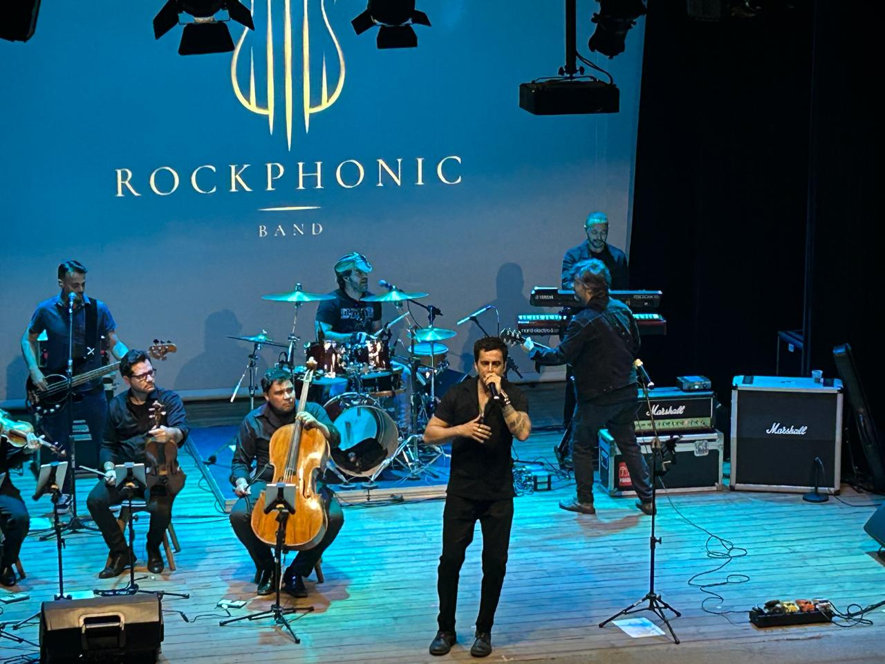 Espet&aacute;culo da Banda Rockphonic leva o p&uacute;blico aodel&iacute;rio no Festival de Inverno de Bragan&ccedil;a Paulista (2)