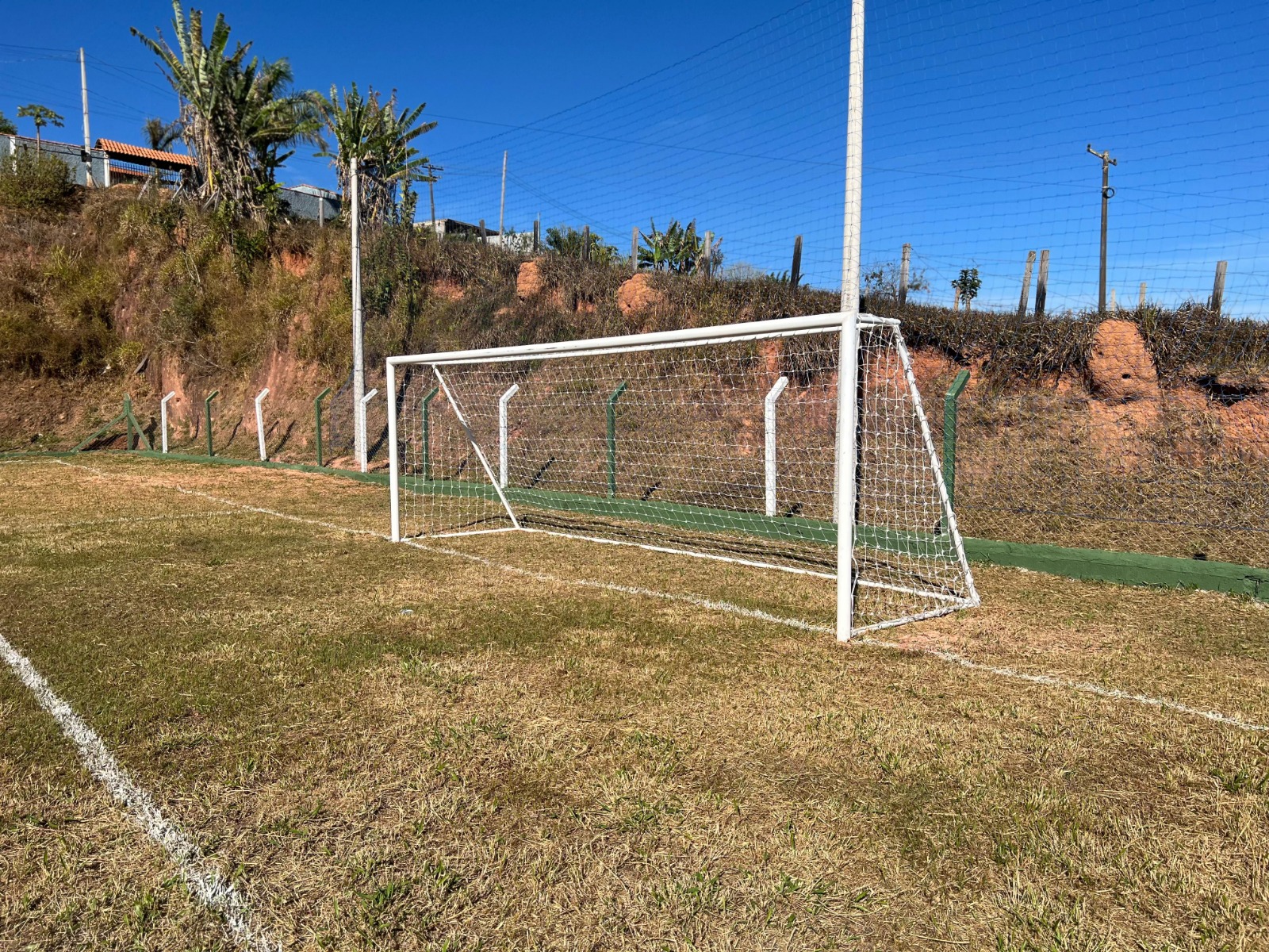 Reforma do campo do Galo Branco  (6)