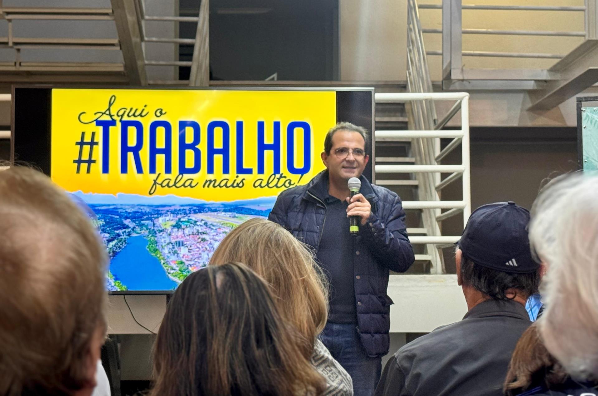 Recep&ccedil;&atilde;o para atletas do JOMI 01