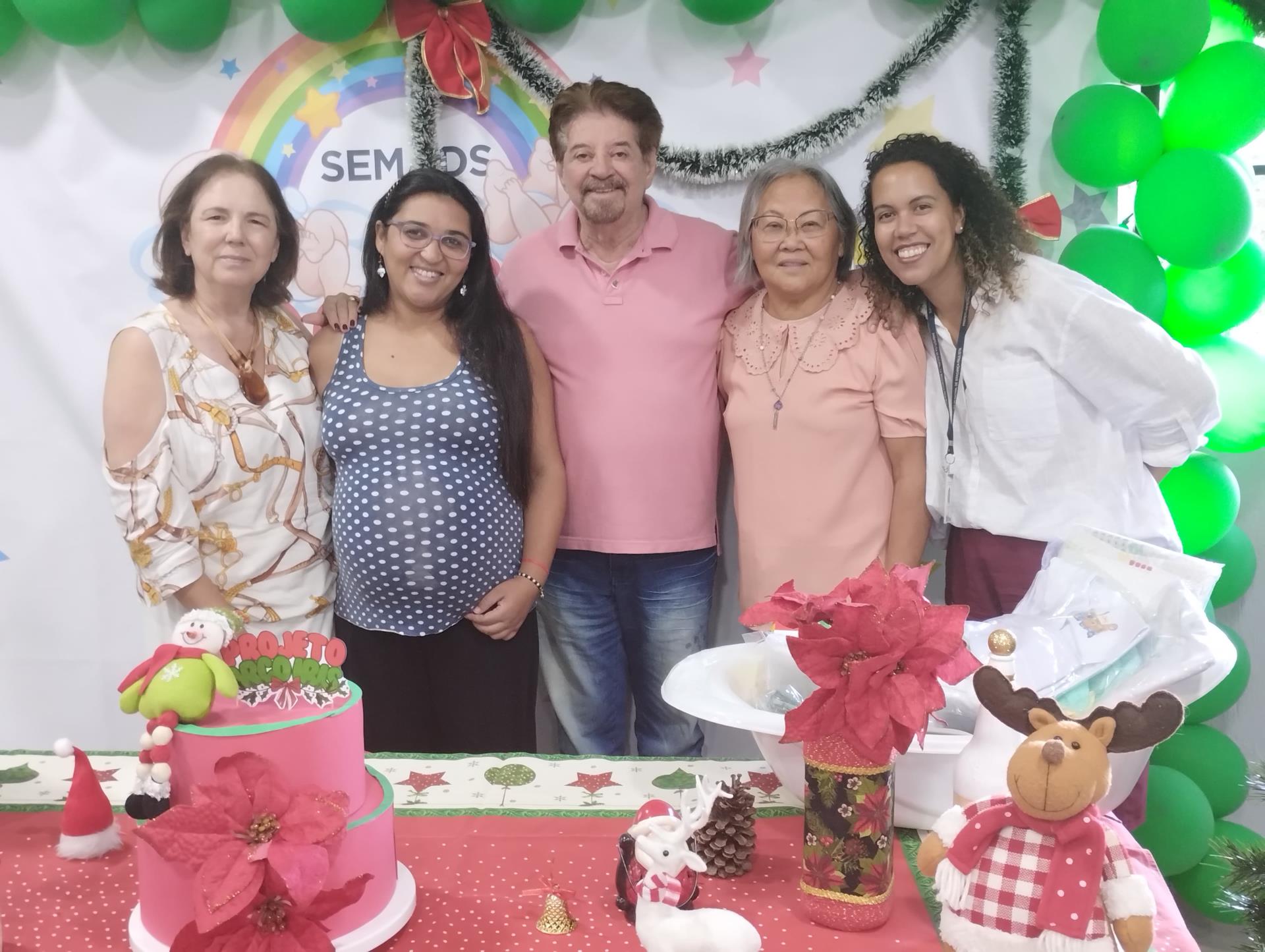 Prefeitura realiza última entrega de kits do Projeto Arco-Íris em 2024 (2)