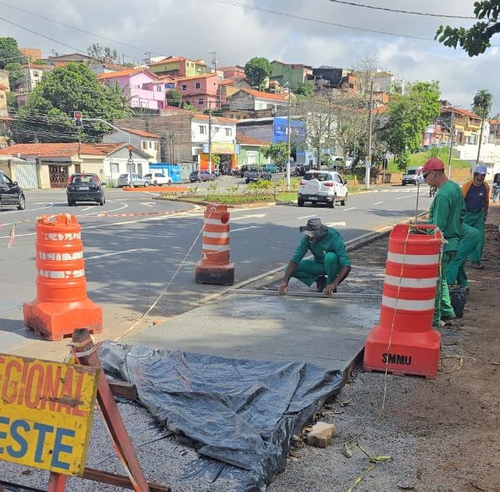Calçada Avenida dos Imigrantes